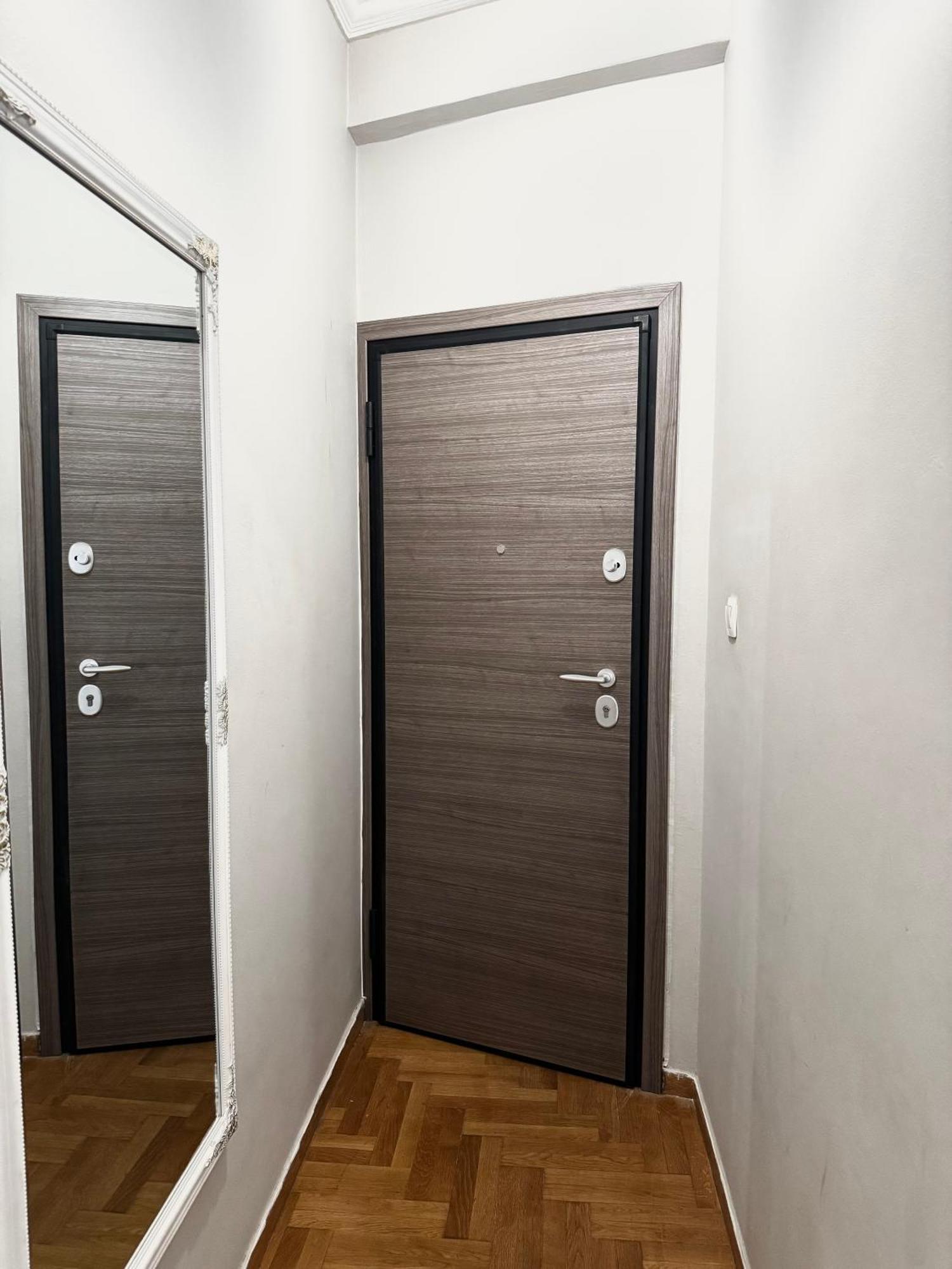 Vivian Modern Apartment 雅典 外观 照片
